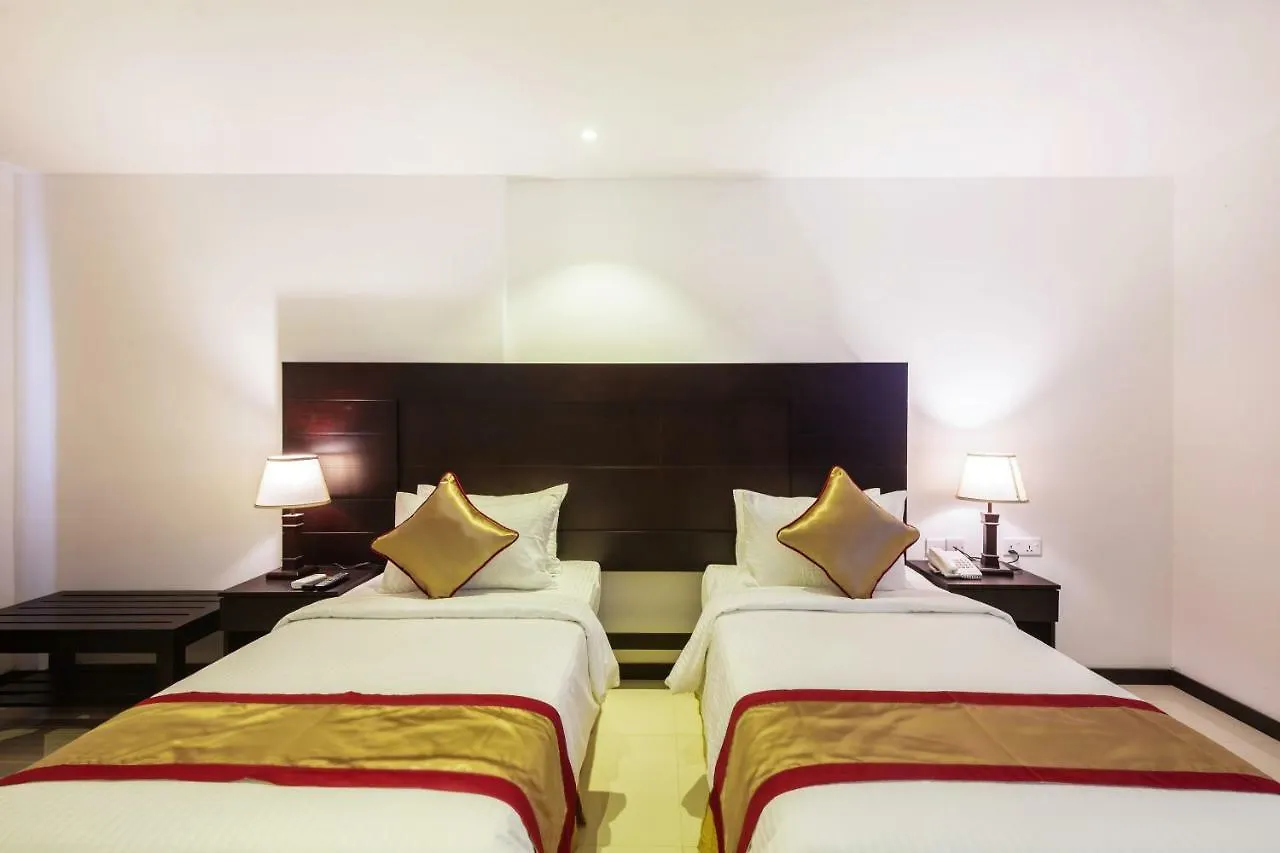 Hotel Saveira Colombo 2*,  Sri Lanka